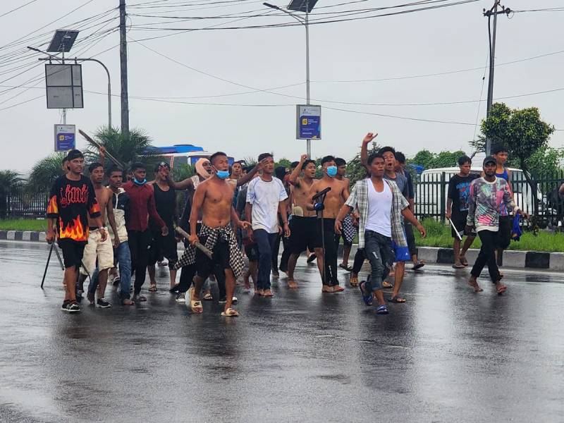 सुधार गृहमा बबाल गर्ने ५७ 'बाल कैदी'को सरुवा 